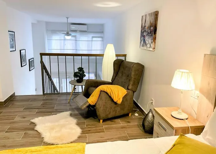 Nomad Urban Duplex